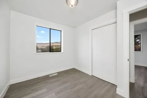 149 Almeda Drive Ashland OR 97520