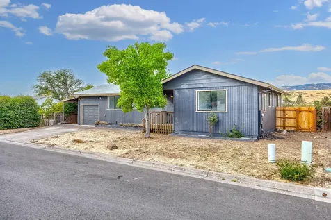 149 Almeda Drive Ashland OR 97520