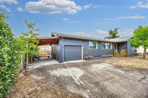 149 Almeda Drive Ashland OR 97520