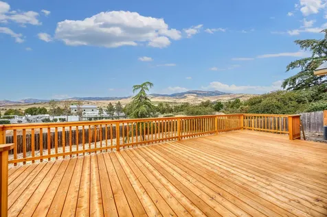 149 Almeda Drive Ashland OR 97520