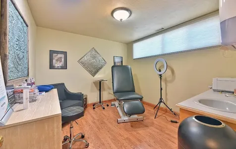 993 Siskiyou Boulevard Ashland OR 97520