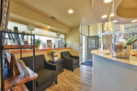 993 Siskiyou Boulevard Ashland OR 97520