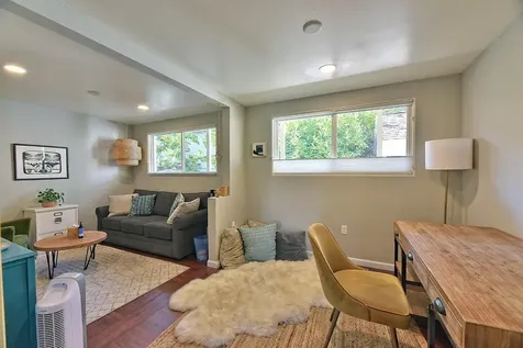 993 Siskiyou Boulevard Ashland OR 97520