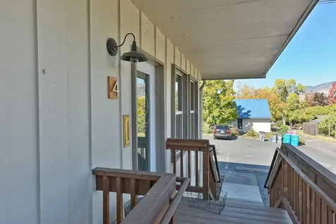 993 Siskiyou Boulevard Ashland OR 97520