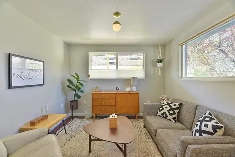 993 Siskiyou Boulevard Ashland OR 97520