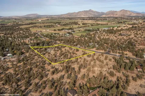 3662 NW Montgomery Avenue Redmond OR 97756