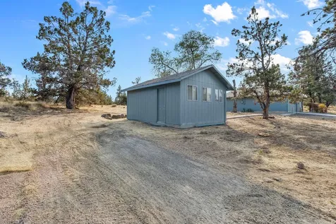 3662 NW Montgomery Avenue Redmond OR 97756