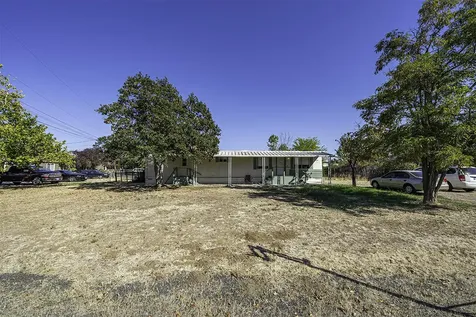 144-166 Reager Street Medford OR 97501