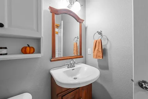 2160 NW Redwood Avenue Redmond OR 97756