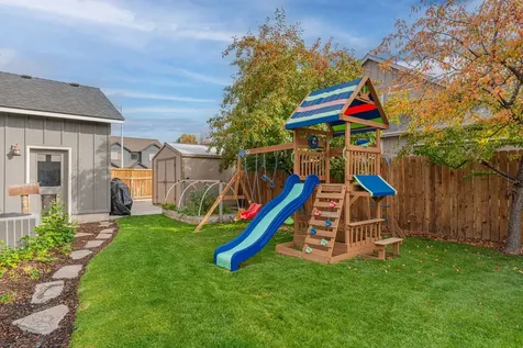 2160 NW Redwood Avenue Redmond OR 97756