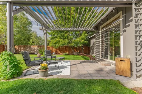 2160 NW Redwood Avenue Redmond OR 97756