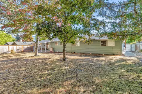 899 Park Street Ashland OR 97520