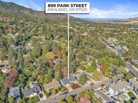 899 Park Street Ashland OR 97520