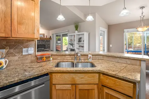 250 SW Jamee Kay Lane Grants Pass OR 97527
