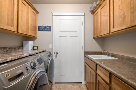 250 SW Jamee Kay Lane Grants Pass OR 97527