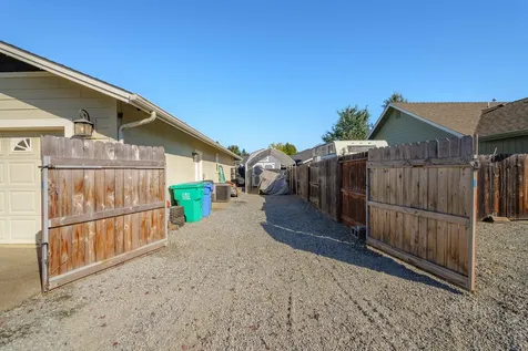 250 SW Jamee Kay Lane Grants Pass OR 97527
