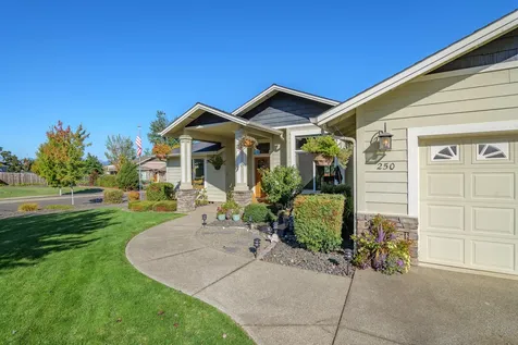 250 SW Jamee Kay Lane Grants Pass OR 97527