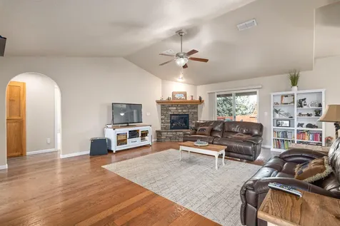 250 SW Jamee Kay Lane Grants Pass OR 97527
