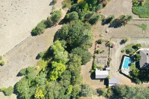 203 Mobley Drive Azalea OR 97410