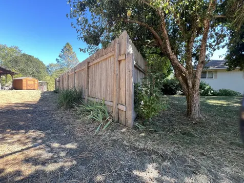 203 Mobley Drive Azalea OR 97410