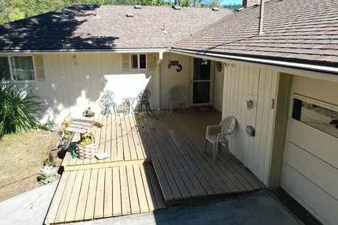 203 Mobley Drive Azalea OR 97410