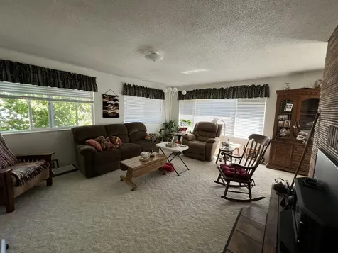 203 Mobley Drive Azalea OR 97410