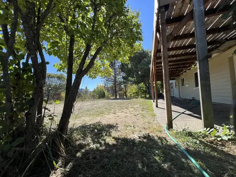 203 Mobley Drive Azalea OR 97410