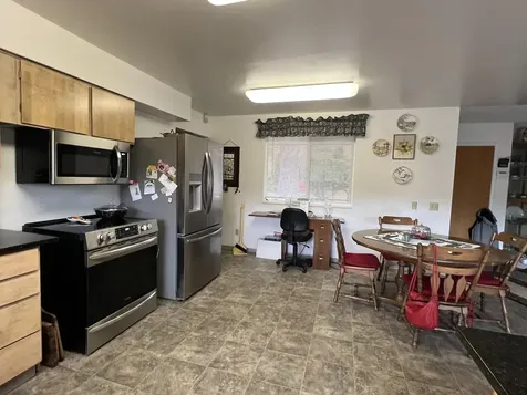 203 Mobley Drive Azalea OR 97410