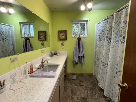 203 Mobley Drive Azalea OR 97410