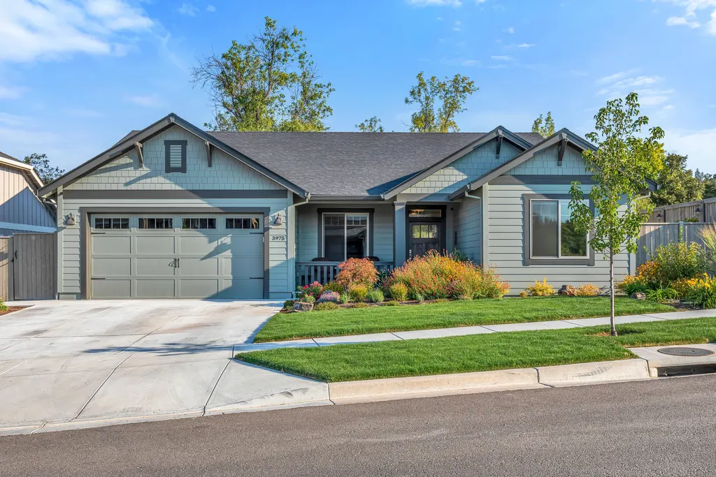3975 Arizona Drive Medford OR 97504