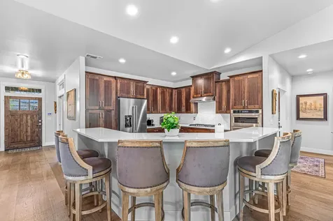 3975 Arizona Drive Medford OR 97504