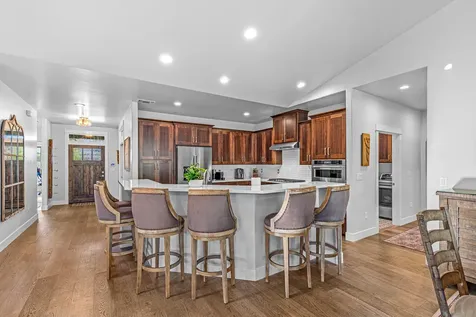 3975 Arizona Drive Medford OR 97504