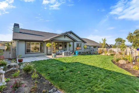 3975 Arizona Drive Medford OR 97504