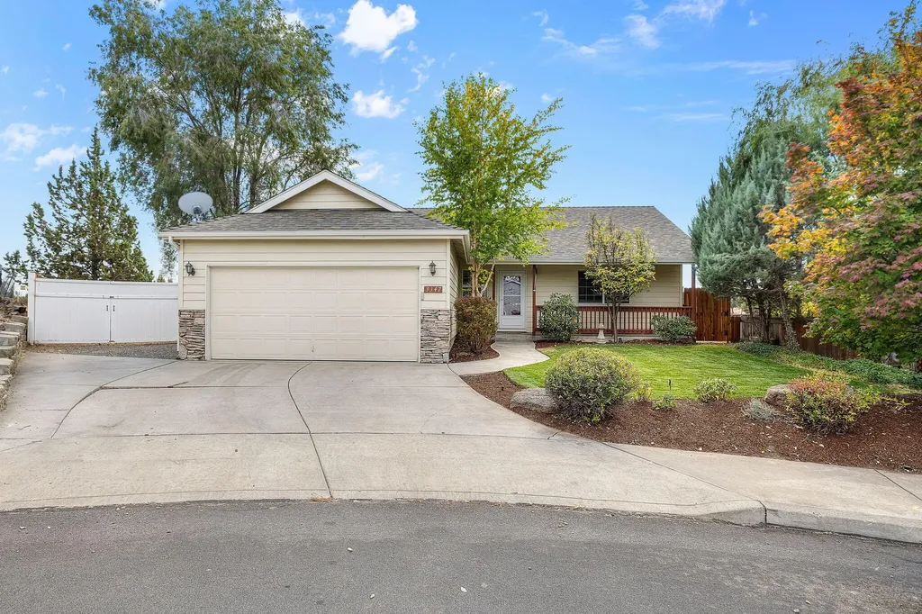 3347 NE Manchester Court Bend OR 97701