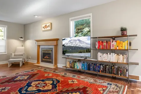 2107 NE Carrie Lane Bend OR 97701