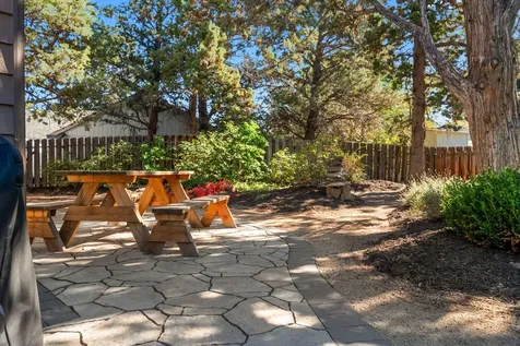2107 NE Carrie Lane Bend OR 97701