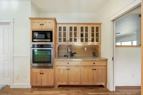 1644 Ross Lane Ashland OR 97520
