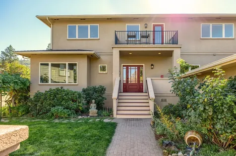 1644 Ross Lane Ashland OR 97520