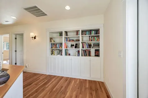 1644 Ross Lane Ashland OR 97520