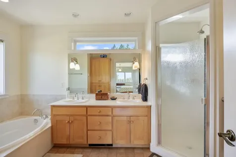 1644 Ross Lane Ashland OR 97520
