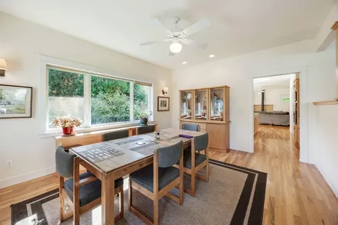 1644 Ross Lane Ashland OR 97520