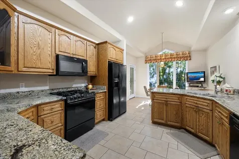3482 Parkway Drive Medford OR 97504