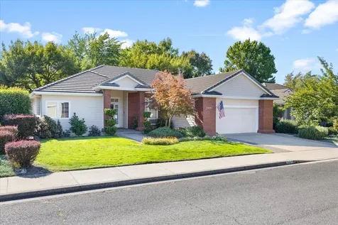 3482 Parkway Drive Medford OR 97504