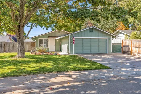 3051 Glengrove Avenue Medford OR 97501