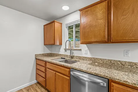 3051 Glengrove Avenue Medford OR 97501