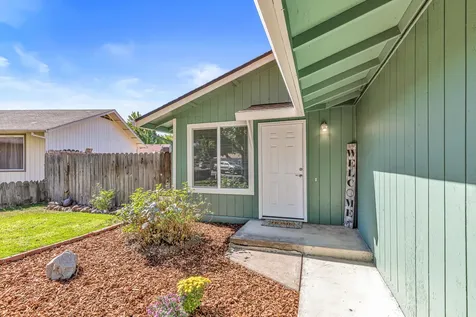 3051 Glengrove Avenue Medford OR 97501