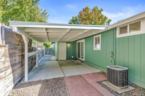 3051 Glengrove Avenue Medford OR 97501
