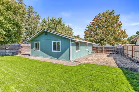 3051 Glengrove Avenue Medford OR 97501