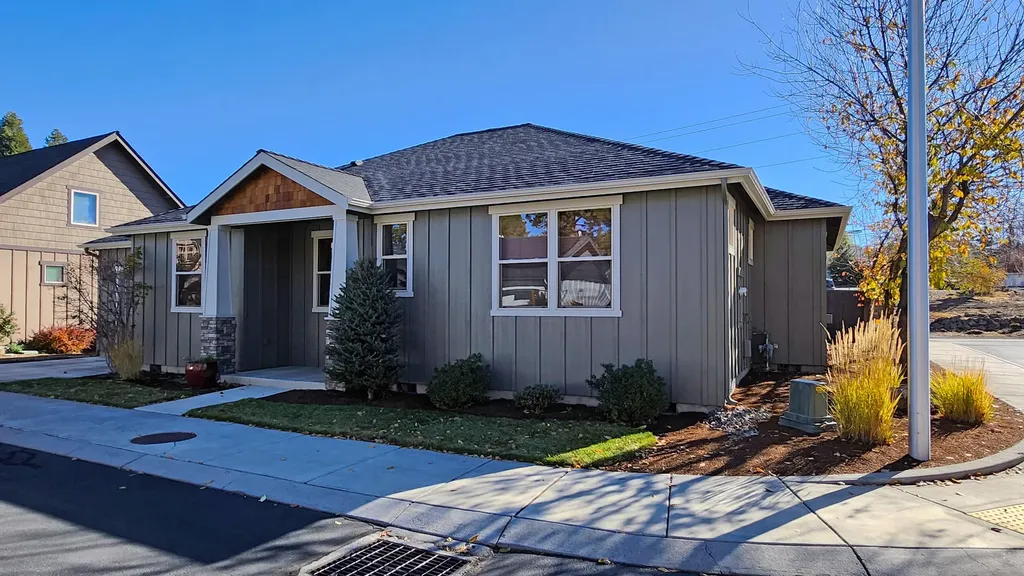 1255 NE Shane Lane Bend OR 97701