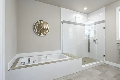 62676 NW Mehama Court Bend OR 97703